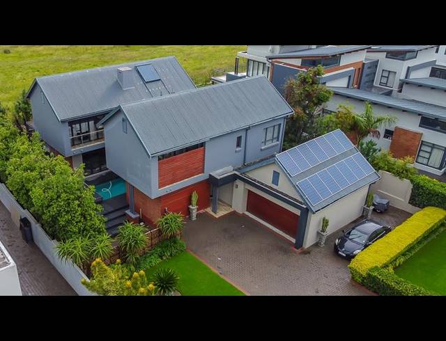 4 BEDROOM HOUSE FOR SALE IN COPPERLEAF ESTATE